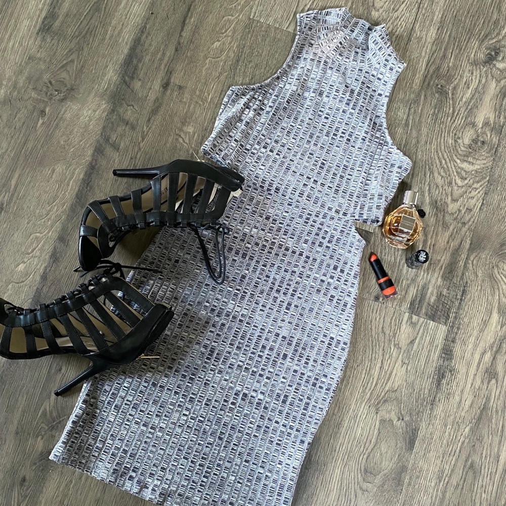 Gray sleeveless mini dress
